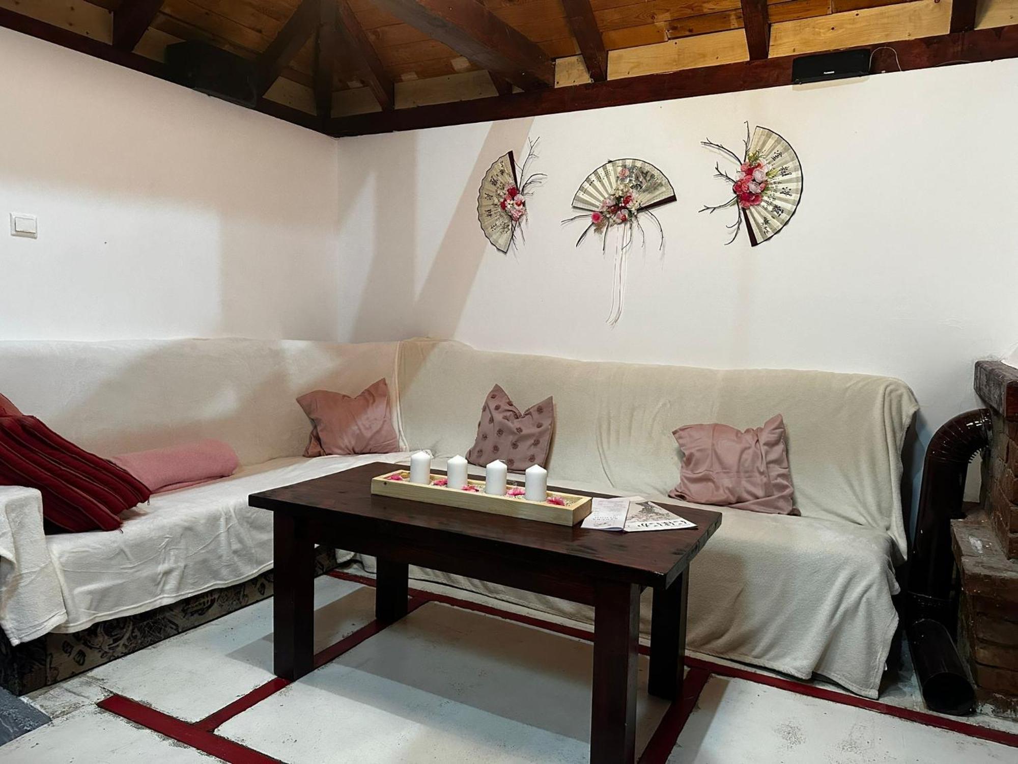 Casa Lily - Japanese Retreat Hotel ซิวิโชอารา ภายนอก รูปภาพ