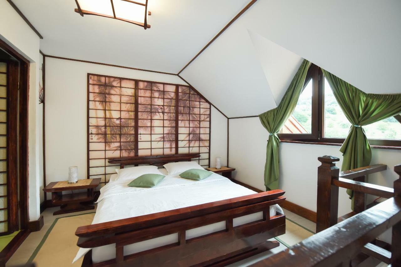 Casa Lily - Japanese Retreat Hotel ซิวิโชอารา ภายนอก รูปภาพ